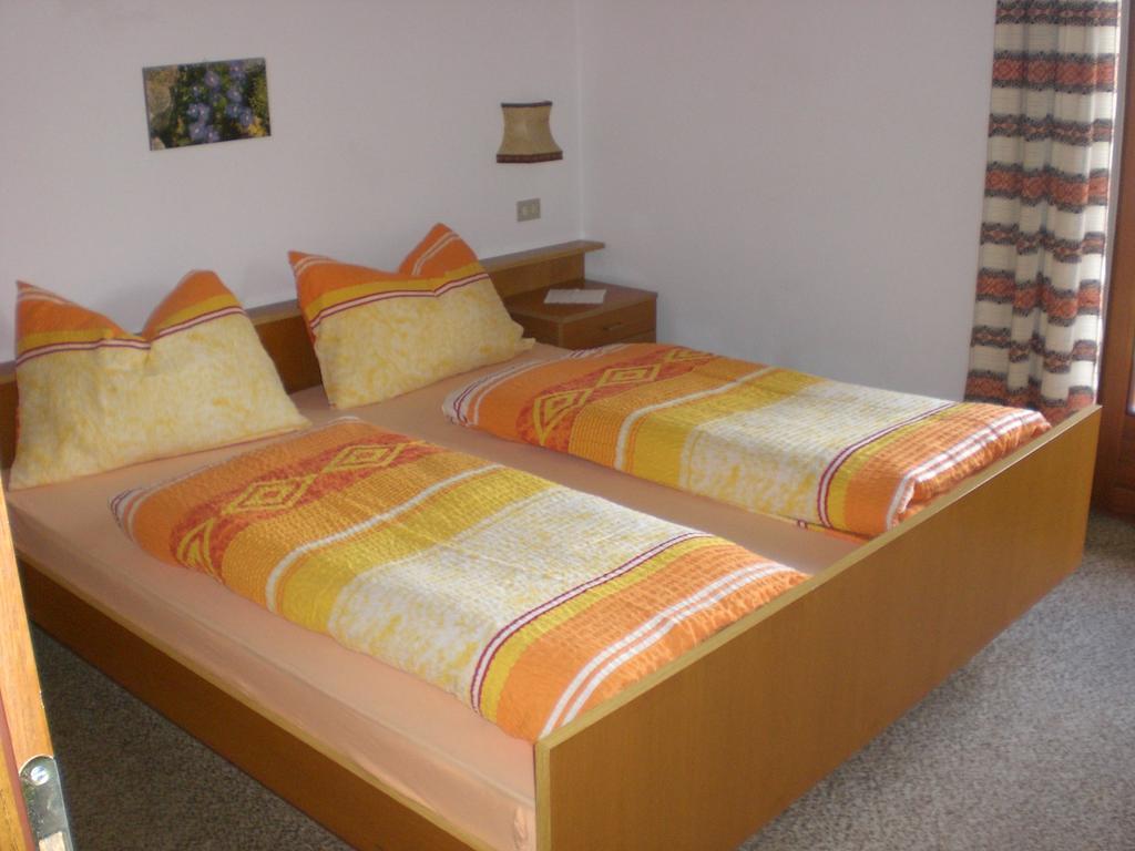 Tschagghof Villa Castelrotto Habitación foto